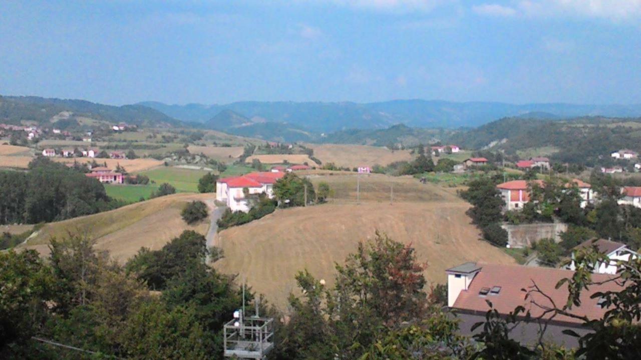 Ca Da Nonna Bed & Breakfast Pareto Luaran gambar